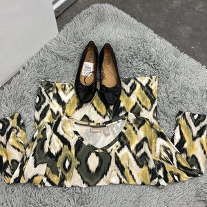 Chico's Geometric Olive Mustard V-Neck Blouse 12 Snakeskin Tie Dye 3/4 Sleeve 2